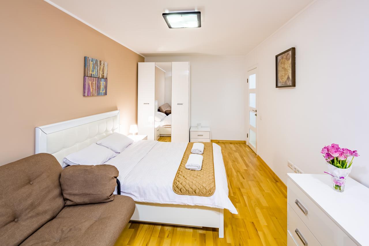 Bv Apartments Svobodu Avenue Liov Exterior foto